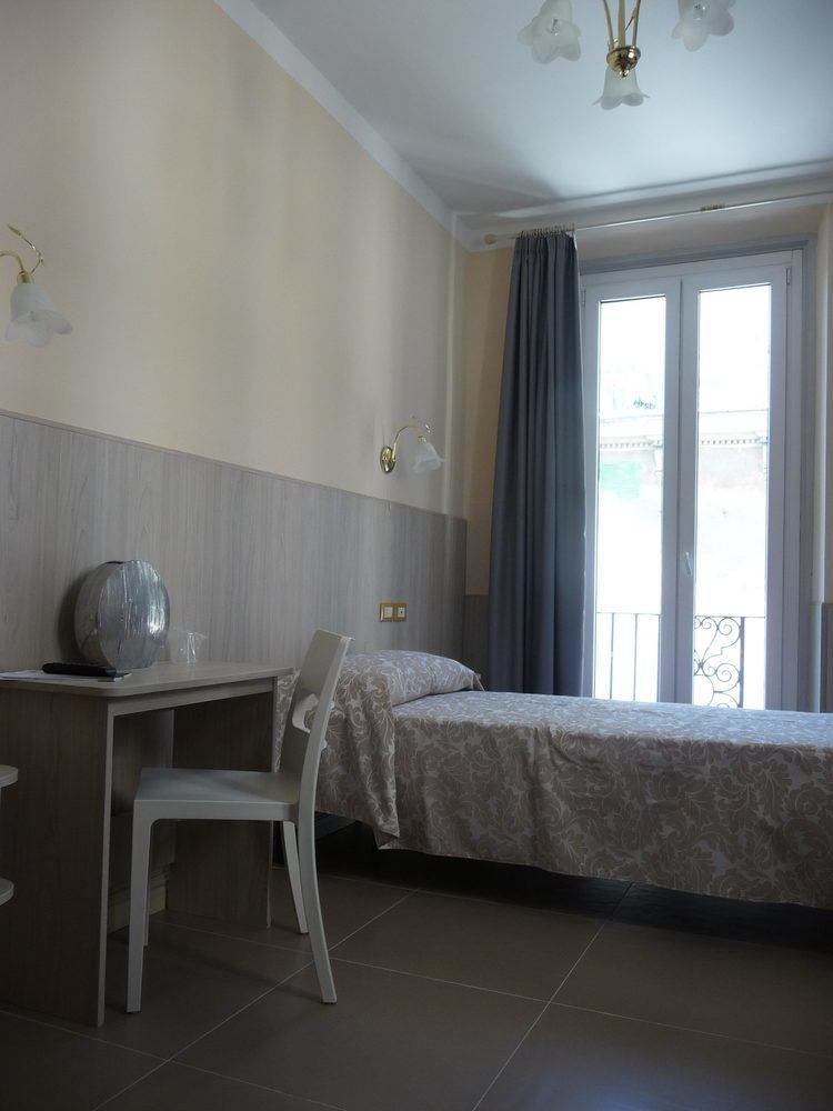 Hotel Cantore 3*